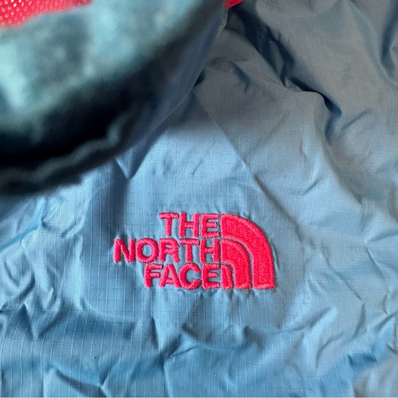 North Face Womenn Medium Blue Pink Windbreaker Rain Jacket - Picture 4 of 8